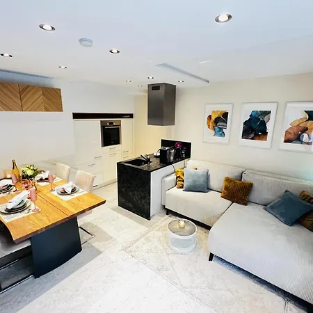 Ursula Maria Apartman